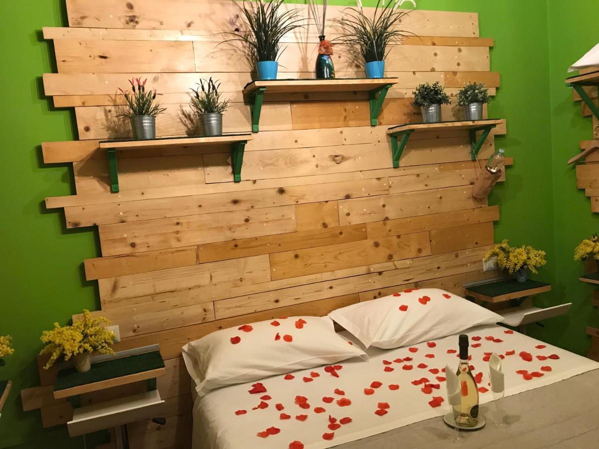 Marini Bed&Breakfast Pescara Bagian luar foto