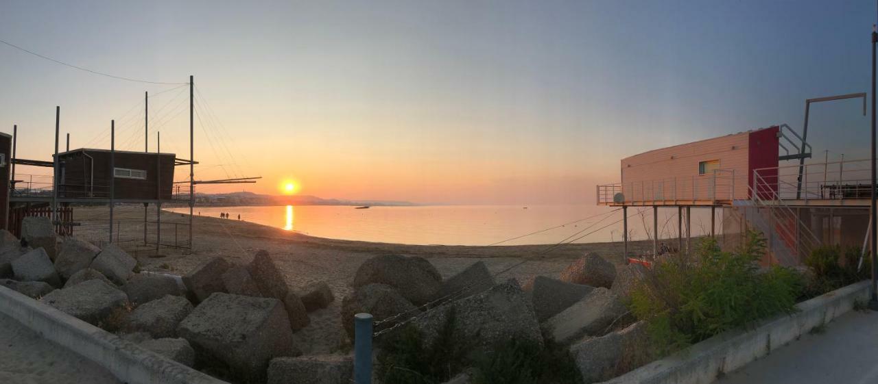 Marini Bed&Breakfast Pescara Bagian luar foto